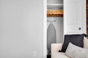 E Village 1BR w in-unit WD nr Park NYC-722