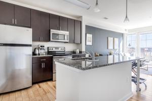 NoMa 1BR w Gym Doorman nr Capitol Hill WDC-209