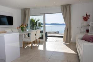 Paradise on the beach apartments