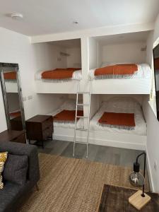 The Studio, Foss Street, Central Dartmouth