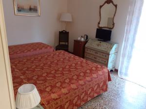 Triple Room with Private Bathroom room in Venice Lion Residence - Vespucci