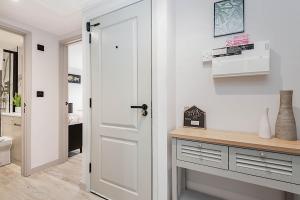 The Burton Penthouse by Fortuna Property Portfolio