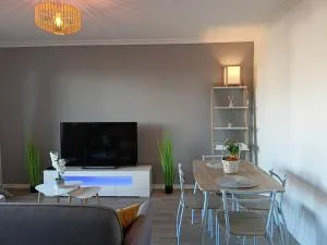 Cosy appartement, Vue sur Genève - 圣朱利安恩因