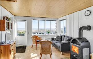 2 Bedroom Beautiful Home In Rømø