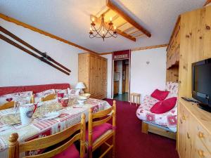 Studio lumineux au pied des pistes avec balcon - FR-1-344-666