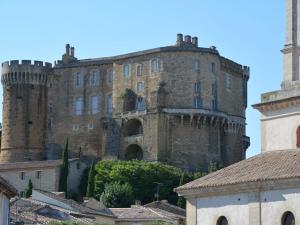 Villas Luxurious Villa in Carpentras with Private Pool : photos des chambres