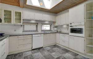 Awesome Home In Faaborg With Wifi