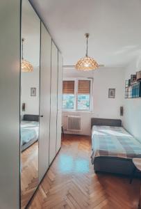 Apartments with WiFi Rijeka - 20929