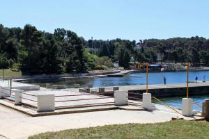 Apartments with parking space Pula - 20815