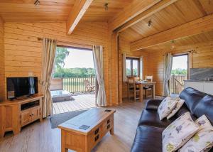 Heathside Lodges