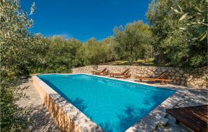 obrázek - Amazing Home In Draga Bascanska With Outdoor Swimming Pool