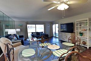 Edgewater Villa 1001