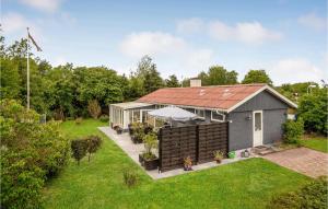 Lovely Home In Juelsminde With Kitchen