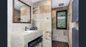 Eastern Rise-Unique Artisan home Byron Hinterland
