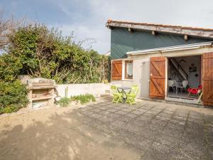 Maison T2 avec Mezzanine à Biscarrosse Plage, Terrasse et Barbecue - FR-1-521-82