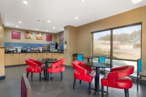 Comfort Suites Locust Grove Atlanta South
