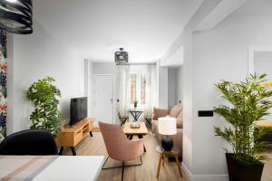 LA CARIHUELA Apartamento de Lujo reformado - 3hvězdičkové hotely ve městě Torremolinos