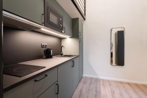 D24 - Historic Quarter Design Loft - Best Location by BQA