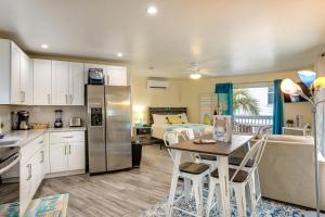 Siesta Key Dream Inn Rental - Close to Village!