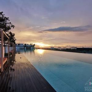 reSTARY - SuperHero, Sutera Avenue Infinity Pool - Imago Opposite - KK City- 4BR,12Pax 来沙旅 英雄主题公寓 - 无边际日落海景泳池 - Imago商场对面 - KK市中心 - 4房12人