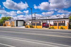 Laredo Vacation Rental - Minutes From Attractions!