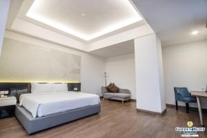 Golden Tulip Essential Makassar