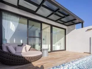 Kenting Sea Wall 130 - Eluan