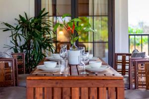Soul Serenity by StayVista - Your nature getaway with a Swimming pool