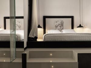 Deluxe Suite with Sharing Pool & Hot Tub room in Liostasi Hotel