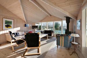 Amazing Holiday Home In Beautiful Surroundings