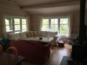 Log House Near A Child-Friendly Sandy Beach
