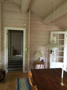 Log House Near A Child-Friendly Sandy Beach