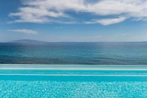 Ramni House: Private Villa with pool by the Sea