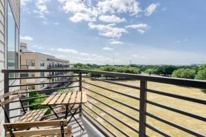 East Austin 1br w gym pool wd nr shops ATX-71