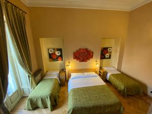 One-Bedroom Apartment with Balcony room in Artua'&Solferino-Mezza Pensione-Parcheggio