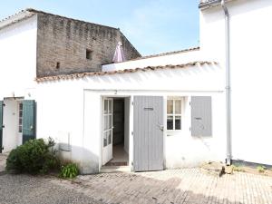 Maisons de vacances Maison Les Portes-en-Re, 3 pieces, 4 personnes - FR-1-434-94 : photos des chambres