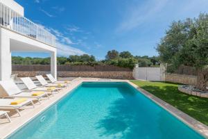 STUNNING VILLA MARIANELLA, CASA GRIS, POOL, BBQ, AC, FREE WiFi