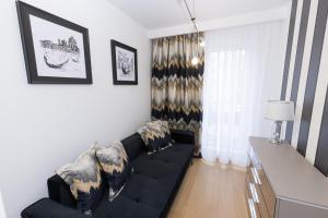 Apartament Business&Living No 73 z jacuzzi Nad Zalewem w Cedzynie i miejscem parkingowym w hali garażowej