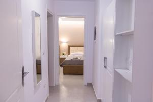 Luxury Seaside House with 2 Bathrooms