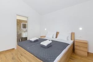 Villa St Vinzent with pool by Istrialux