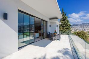 Villas VILLA HESPERIDES VI4337 By Riviera Holiday Homes : photos des chambres