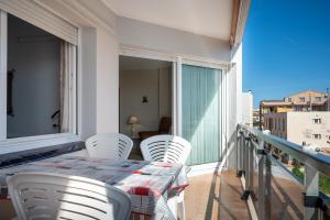 AT065 Primera línea de la playa, airco y aparcamiento privado