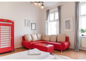 Viennese 3BR Apt. Near Wiener Stadthalle & Central