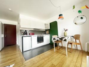 Appartements Le Balcon Rouge : photos des chambres