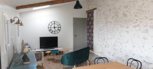 B&B / Chambres d'hotes Le Poutic piscine chauffee : photos des chambres