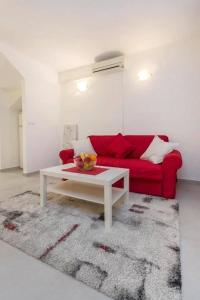 Apartment Burica 