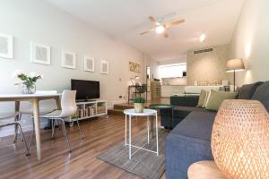 Paseo del Prado I - Estudio con Piscina y Terraza