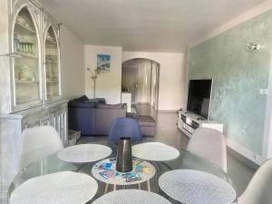 Appartements LE MARITIME P3 centre ville, wifi, 5 mn des plages a pied : photos des chambres