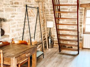 B&B / Chambres d'hotes Mas Parenthese - Chambres et Table d'Hotes : Suite Lit Queen-Size