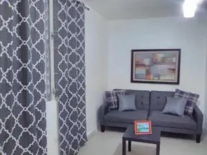 Hermoso Apartamento frente Aeropuerto de Isla Verde - Кароліна